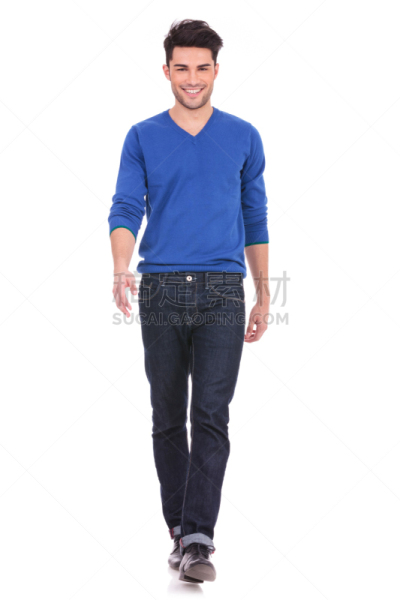 注视镜头,青年男人,垂直画幅,白人,男性,仅男人,仅成年人,充满的,青年人,白色