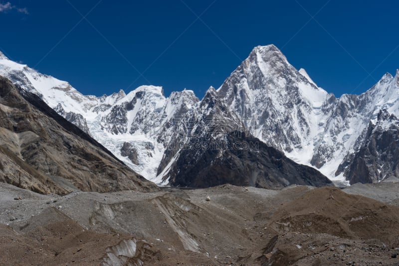 巴基斯坦,徒步旅行,山顶,乔戈里峰,四只动物,前进的道路,海上航道,加舒尔布鲁木峰,斯卡都,露营