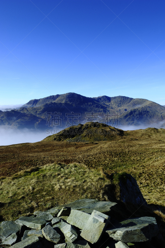 石头,石堆纪念碑,林莫尔费尔山,康尼思顿,英格兰湖区,坎布里亚,垂直画幅,国家公园,山,无人