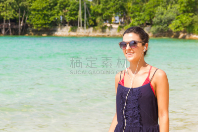 青年女人,海洋,音乐,慈善义演,异国情调,仅成年人,自由,青年人,海滩,热带气候