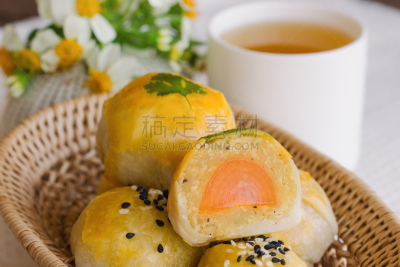 绿豆,月饼,自制的,面包店,篮子,侧面视角,茶,木制,特写,桌子