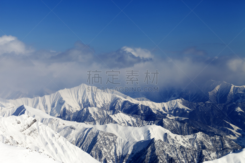 日光,澳大利亚阿尔卑士山脉,雪崩,非滑雪场地的滑雪,高加索山脉,峭壁,天空,水平画幅,山,雪