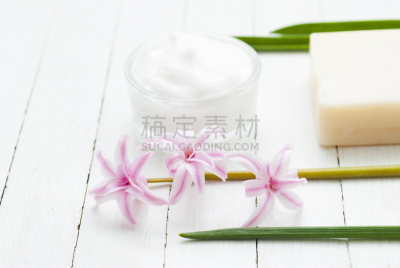 彩妆,肥皂,润肤露,留白,水平画幅,无人,spa美容,奶油,乡村风格,化妆用品