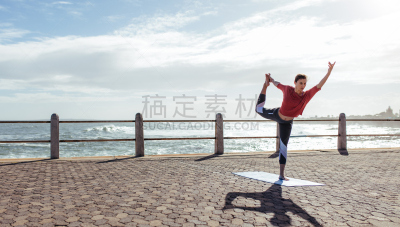 女人,瑜伽,天空,健身设备,留白,水平画幅,早晨,健康,舞王式