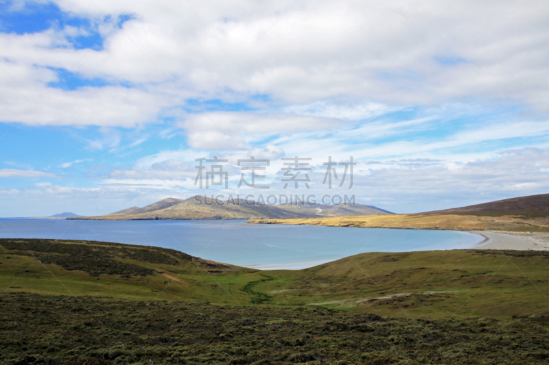 海滩,桑德斯群岛,福克兰群岛,海岸线,水,天空,水平画幅,云,山,沙子