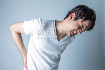 痛苦,青年男人,下背部,椎间盘突出,淋巴结,颈部挥鞭样损伤,小写,疝,淋巴系统,背痛