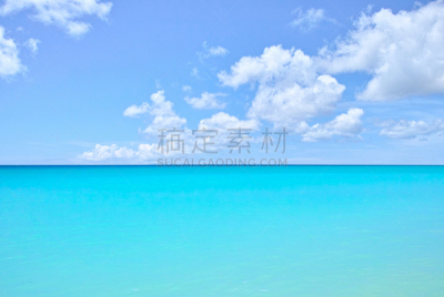 海洋,云,鲜绿色,天空,留白,水平画幅,无人,夏天,户外,明亮