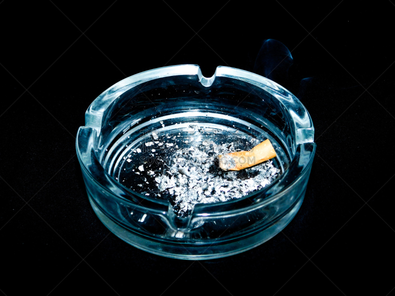 烟灰缸,雪茄,餐具,艺术,水平画幅,无人,传统,符号,早晨,特写