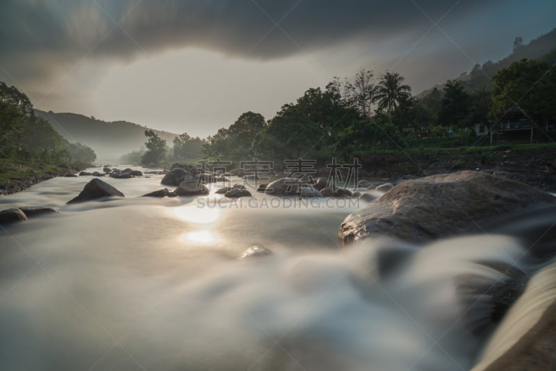 河流,乡村,风景,居住区,小的,网线插头,那空是贪玛叻洛坤省,水,天空,美