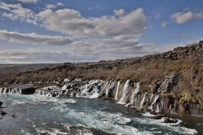 hraunfossar,熔岩,自然,水,水平画幅,地形,瀑布,无人,蓝色,夏天