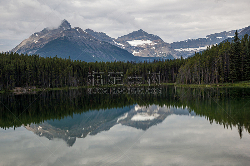 山,加拿大落基山脉,自然,水,水平画幅,地形,无人,云景,山脉,背景