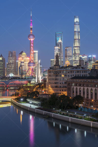 上海,夜晚,城市天际线,上海环球金融中心,东方明珠塔,浦东,在活动中,暗色,黄昏,现代
