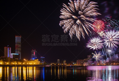 夜晚,叶卡捷林堡,城市,池塘,市区,水,天空,乌拉尔山脉,水平画幅,户外