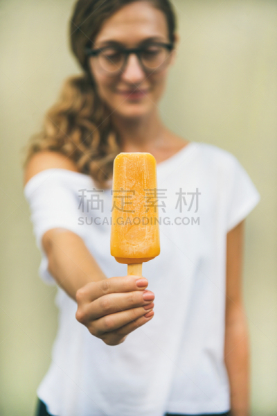 冰淇淋,柑橘属,手,女人,芒果,果汁,甜点心,拿着,水果