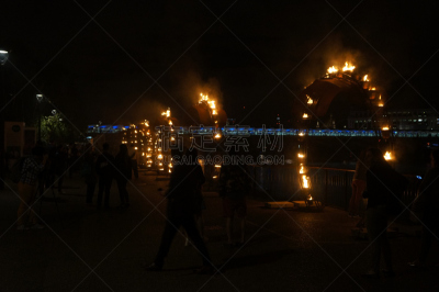 火,伦敦大火,现代艺术馆,烟火效应,旅游目的地,水平画幅,夜晚,无人,画廊,英国