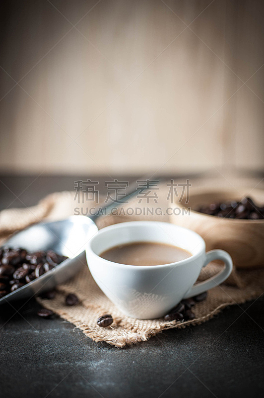背景,黑色背景,咖啡豆,咖啡杯,石材,垂直画幅,烤咖啡豆,留白,爪哇,早餐