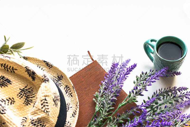 草帽,咖啡杯,创造力,熏衣草,日记,透过窗户往外看,彩色背景,杯,浪漫,博客
