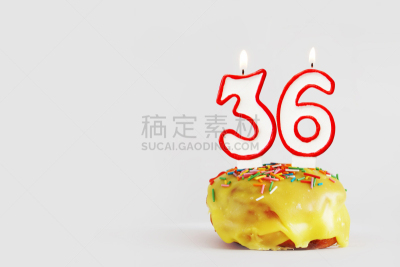 周年纪念,纸杯蛋糕,生日,蜡烛,灰色背景,光,留白,数字30,国境线,燃烧