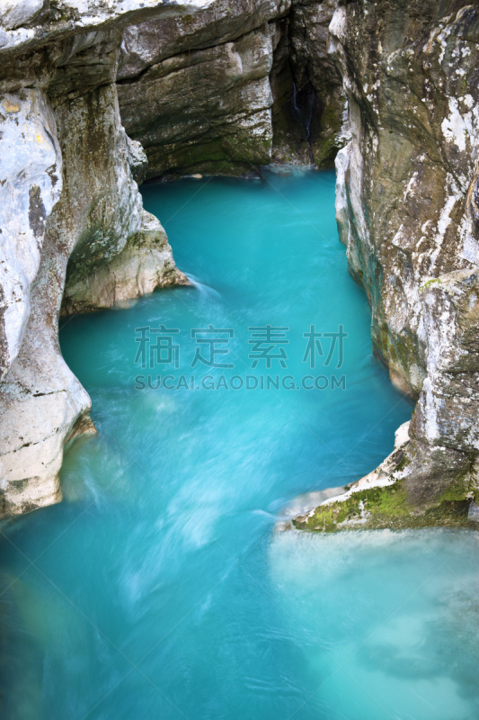 河床,青绿色,河道,索卡河,julian alps,自来水,垂直画幅,水,美,沟壑