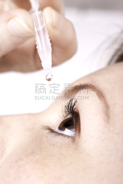 人的眼睛,女人,水滴,垂直画幅,替代疗法,辅导讲座,浴室,干的,眉毛,仅成年人