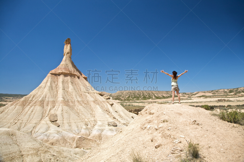 山,濒危物种,bardenas reales,纳瓦拉,水平画幅,夏天,户外,仅成年人,石头