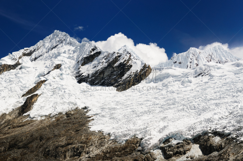 科迪勒拉山脉,徒步旅行,秘鲁,圣克鲁斯省,哈拉兹城,天空,水平画幅,无人,岩层,户外