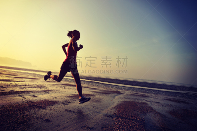 青年人,运动,海滩,女人,慢跑,天空,四肢,水平画幅,沙子,古典式