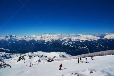 滑雪场,山,障碍滑雪赛,度假胜地,休闲活动,水平画幅,雪,无人,滑雪坡
