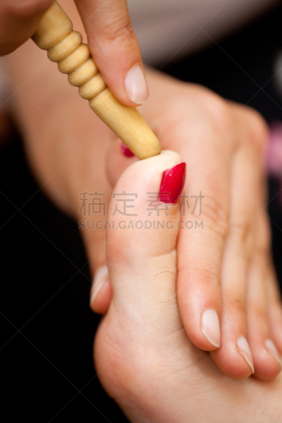 脚部按摩,垂直画幅,替代疗法,辅导讲座,休闲活动,spa美容,儿童,身体状况,节日