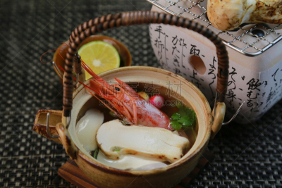 日本松茸蘑菇,松茸,汤,水平画幅,秋天,无人,2015年,蘑菇,日本食品,摄影