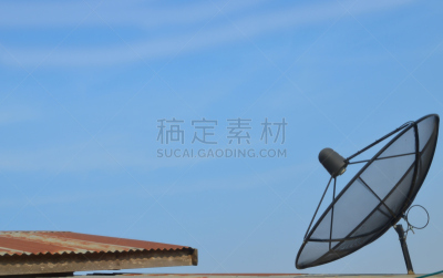 卫星天线,天空,透过窗户往外看,能源,半空中,牢房,居住区,都市风景,现代,电源
