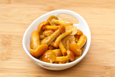 盐渍食品,食用菌,滑子菇,褐色,水平画幅,无人,小吃,盘子,真菌,黄色