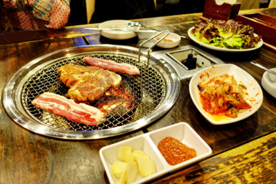 烤肉架,食品,韩国泡菜,金属格栅,韩国食物,自助餐,水平画幅,膳食,肉,即食食品