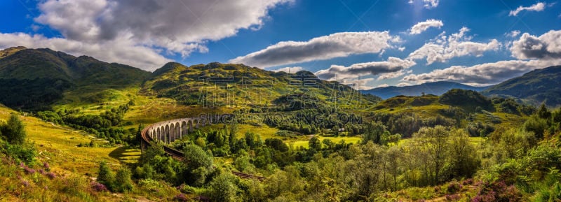 格伦菲南地区,苏格兰,高架桥,山,全景,车站月台,铁路运输,苏格兰高地,天空,水平画幅