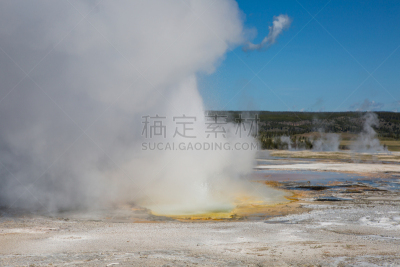 黄石公园,慕銳山,牛蹄湾,洛克菲勒中心,黄石河,地热发电站,间歇泉,蒙大拿州,云,公园