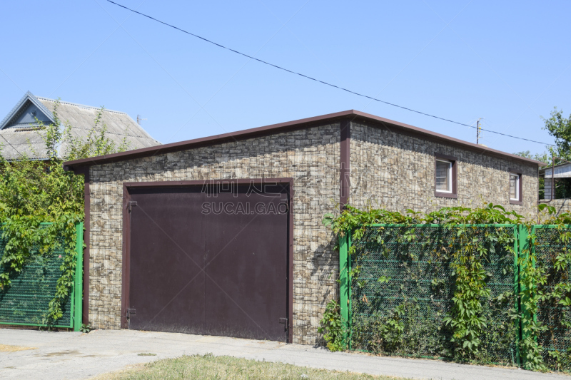 瓦楞铁,车库,汽车,侧面像,重瓣花,形状,建筑材料,金属,居住区,建筑业