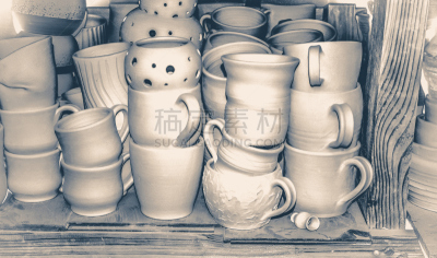 陶瓷工艺品,餐具,面无表情,水平画幅,槽隙,乌克兰,烛台电话,陶瓷制品,粗糙的,彩色背景