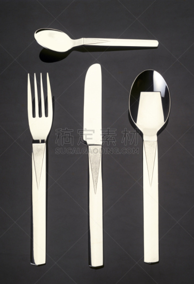 银餐具,三个物体,餐具,垂直画幅,拍摄场景,饮食,高视角,银色,无人,正上方视角