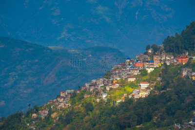 高视角,大吉岭,城镇,推铅球,看风景,水,天空,沟壑,水平画幅,山