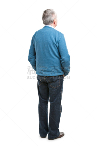 背面视角,老年男人,后背,臀部,灰发,中老年男人,手放在兜里,全身像,老年人,65到69岁