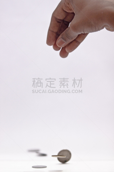 水滴,垂直画幅,进行中,人体,拇指,手,决定,摄影,落下,扔