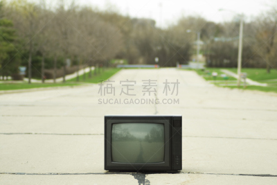 电视机,手提电视,科技焦虑,电缆,水平画幅,无人,古老的,古典式,被抛弃的,过时的