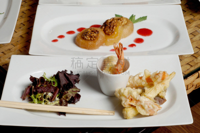 东方食品,韩式烧牛肉,格子烤肉,寿司,香料,日本食品,食品,餐具,甜点心,餐馆