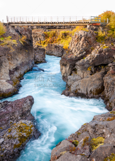 hraunfossar,瀑布,冰岛国,river hvita,自然,垂直画幅,熔岩,冰河,地质学,蓝色