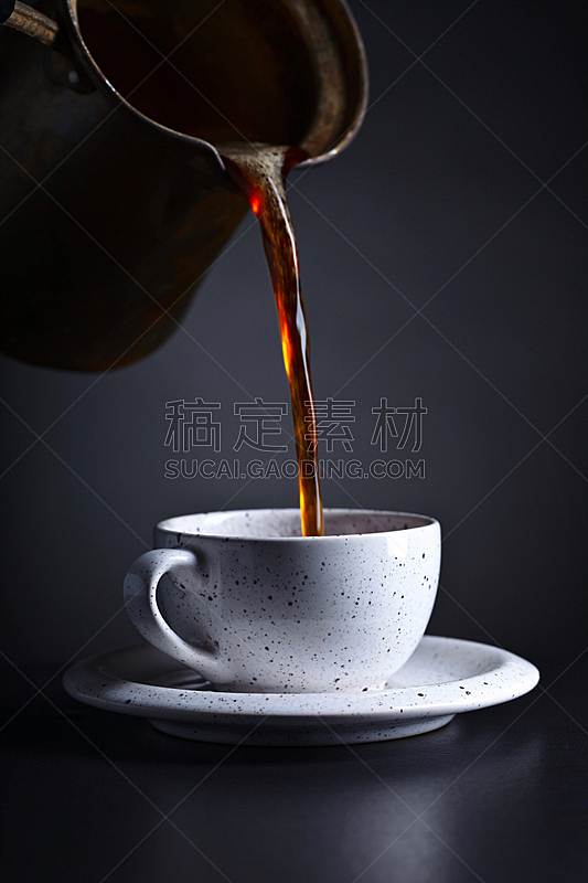 杯,暗色,黑咖啡,长柄勺,咖啡机,铜,垂直画幅,褐色,无人,早晨