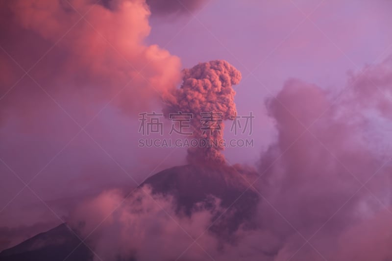 通古拉瓦火山,闷燃,南美,水平画幅,夜晚,拆毁的,户外,拉丁美洲,山,火山学