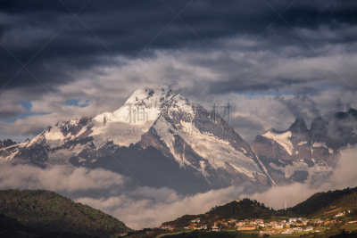 云南省,雪,早晨,山,地形,中国,小的,梅里雪山,乡村,背景