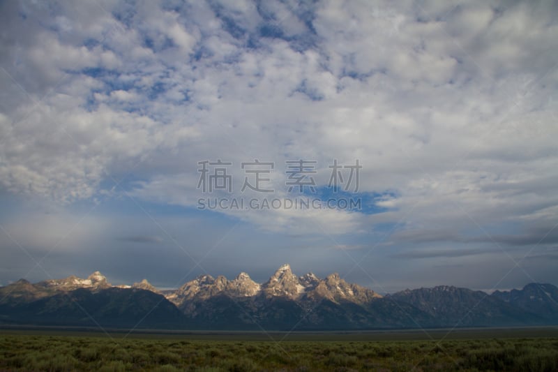 提顿山脉,西提顿山,泰頓村,教堂山,杰克逊,杰克森,大提顿,杰克逊霍尔,山艾树,怀俄明