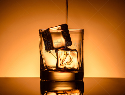 冰块,威士忌,玻璃杯,褐色,水平画幅,琥珀,无人,古老的,含酒精饮料,饮料