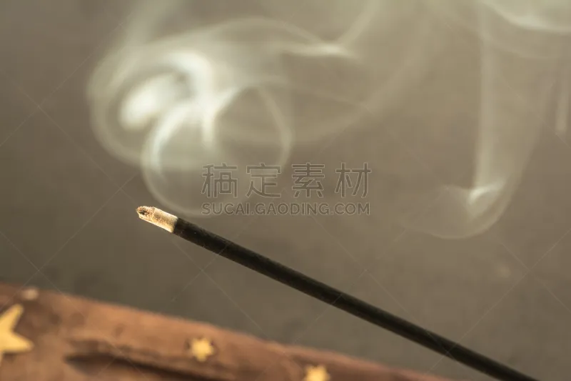 熏香 烟 背景 黑色 香水 灵性 风 芳香的 优美图片素材下载 稿定素材 熏香 烟 背景 黑色 香水 灵性 风 芳香的 优美图片素材下载 稿定素材